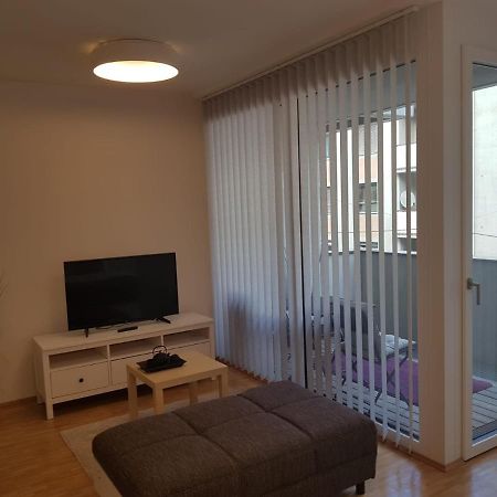 Central Lg Studio Free Parking Graz Buitenkant foto